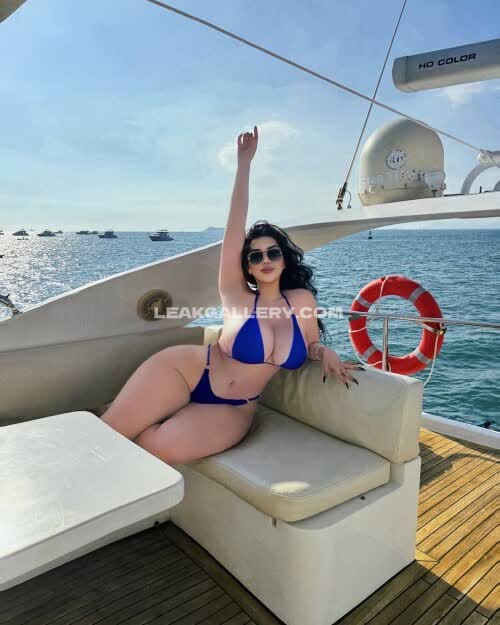 Moonliy_g Blue Bikini Pose OnlyFans Photo Leaked