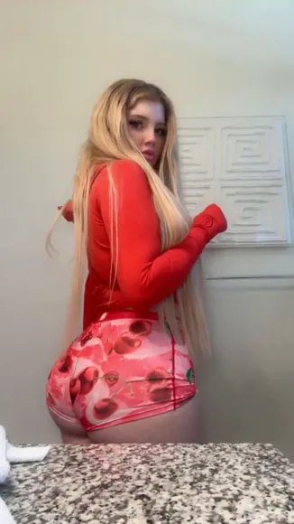 Moreofmariah Cherry Print Thong Tease OnlyFans Video Leaked