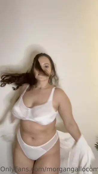 Morgangallocomedy White Lingerie Tease OnlyFans Video Leaked