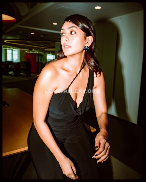 Mrunalthakur Exklusiv geleakte Nacktbilder von OnlyFans #12161013
