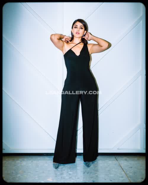 Mrunalthakur Exklusiv geleakte Nacktbilder von OnlyFans #12161002