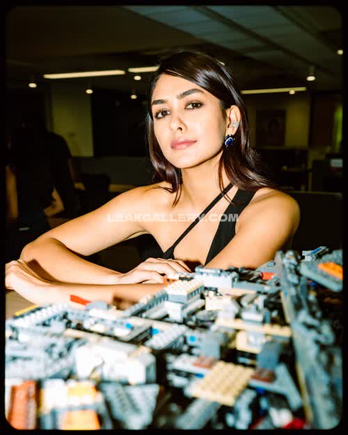 Mrunalthakur Exklusiv geleakte Nacktbilder von OnlyFans #12161016