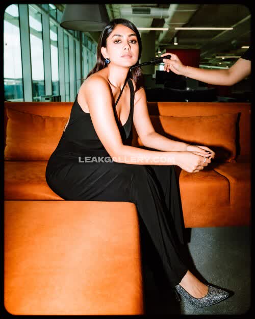Mrunalthakur 独占リークされたOnlyFansヌード #12160993