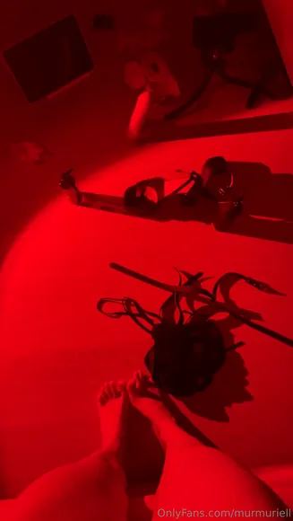Murmuriell Red-Lit Bare Feet OnlyFans Video Leaked