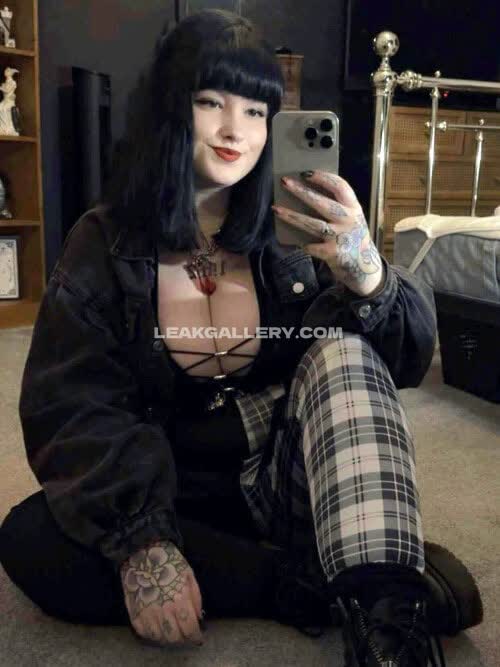 Museofthedamned Exclusive Leaked Nude OnlyFans #14930378