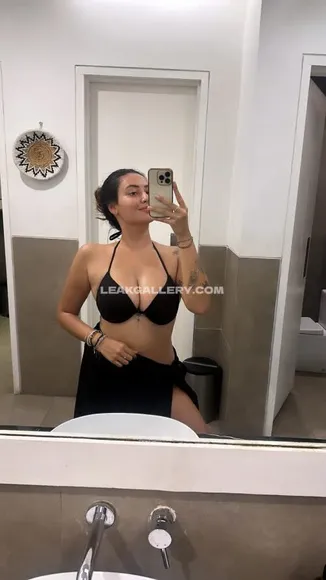 Mutiarahazle Exclusive Leaked Nude OnlyFans #12213107