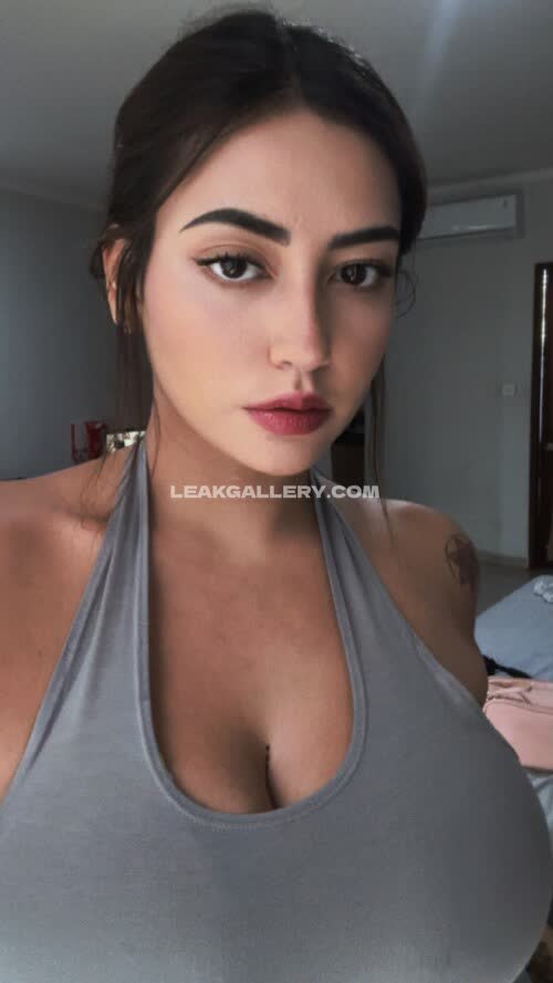 Mutiarahazle Exclusive Leaked Nude OnlyFans #12213142