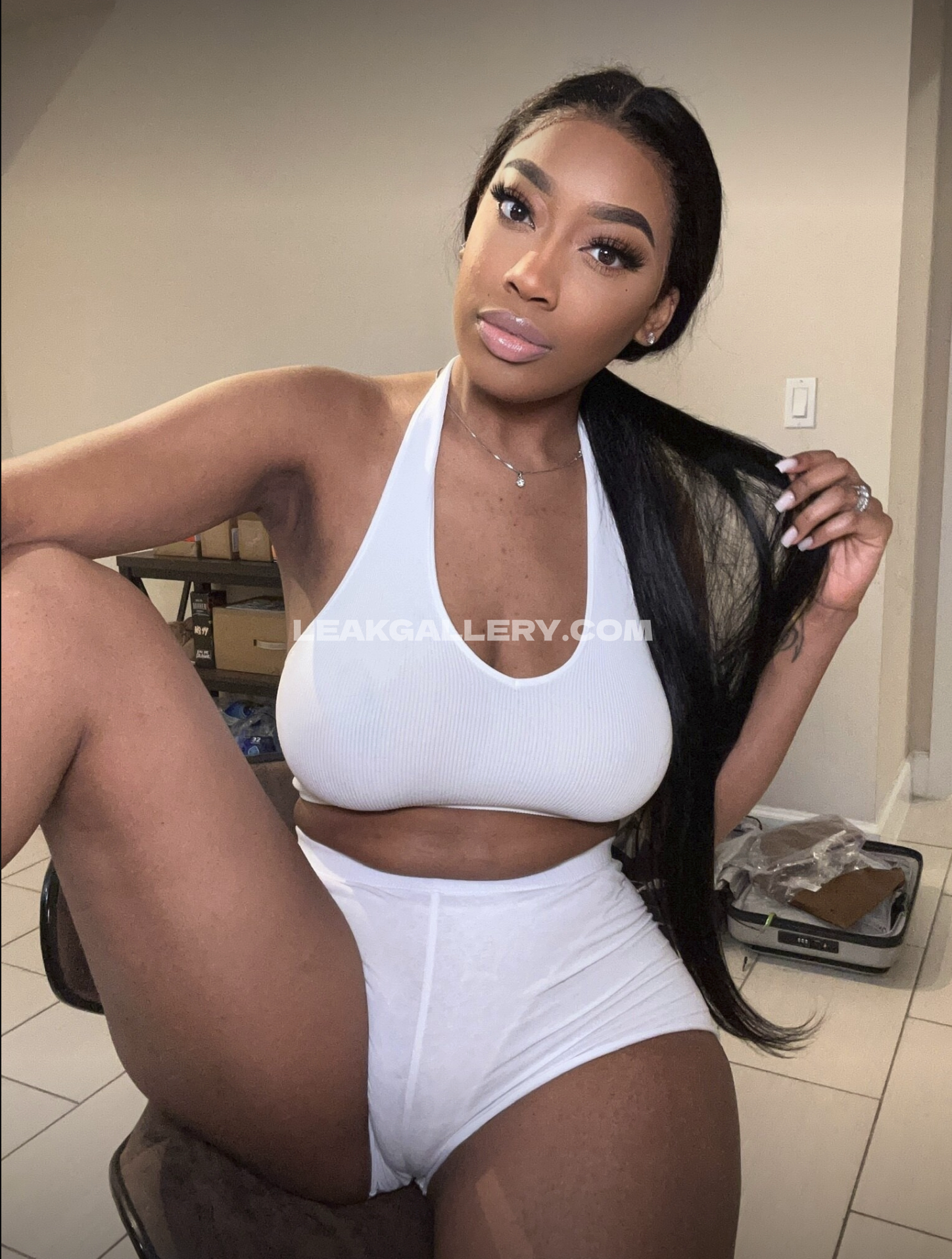 Muvamoore Exclusive Leaked Nude OnlyFans #12597367