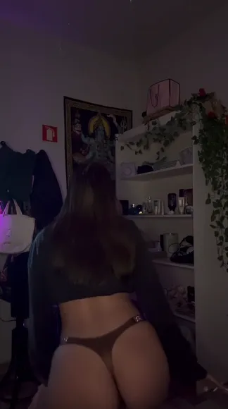 Mxlzinha Thong Ass Twerking OnlyFans Video Leaked