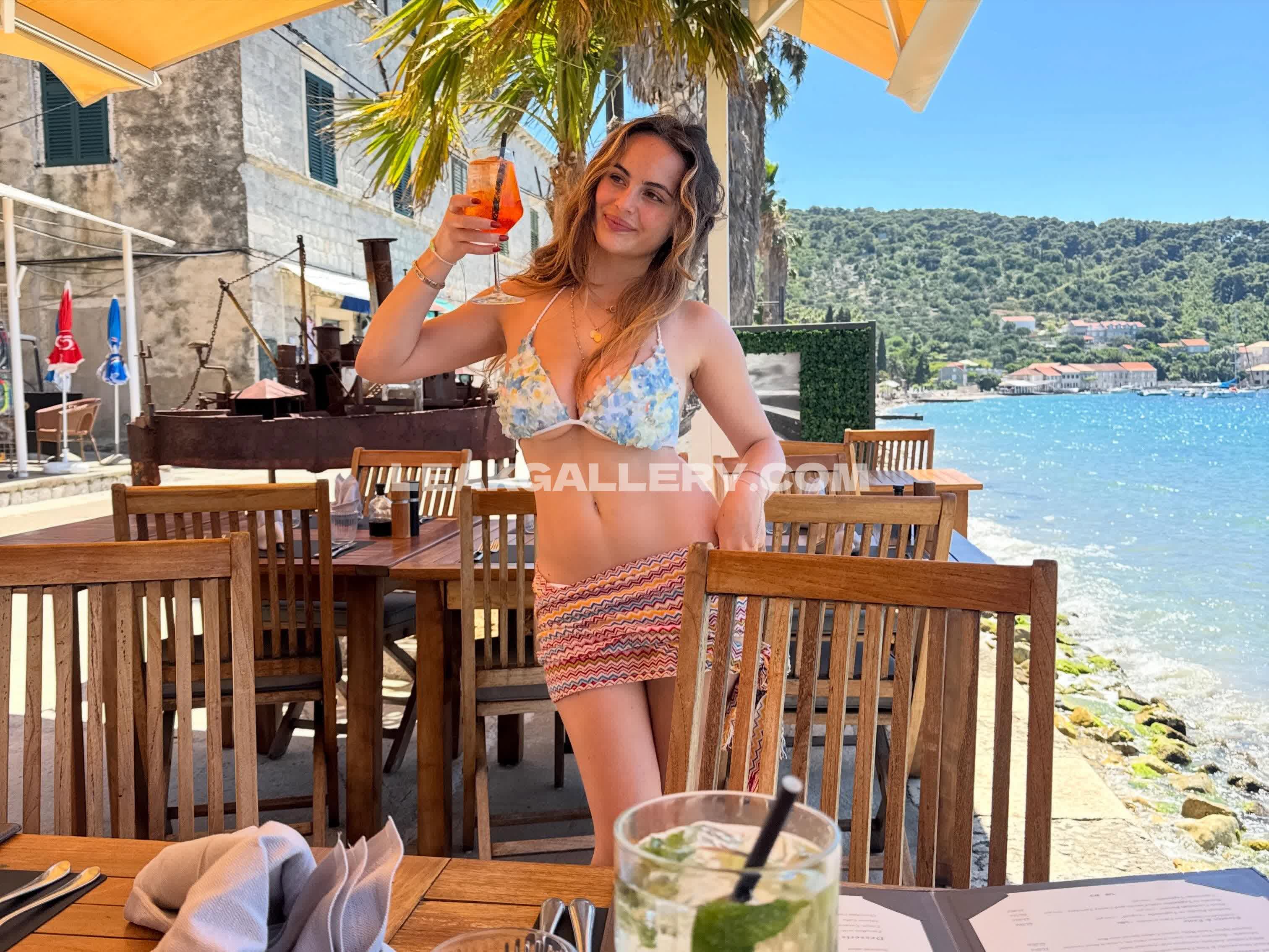 Myfavoritewants / sarabellaharriss / sexiisariii777 Exclusive Leaked Nude OnlyFans #12694798