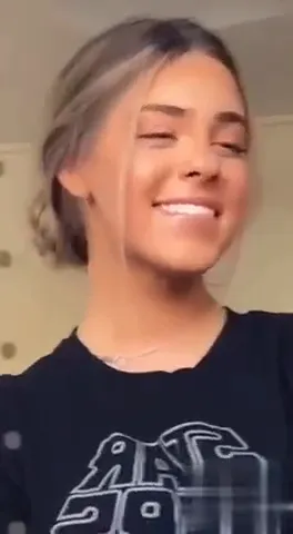 Mynameisalliyah Smiling T-Shirt Tease OnlyFans Video Leaked