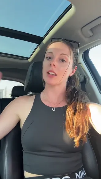 Nadiafoxx69 Black Tank Top Tease OnlyFans Video Leaked