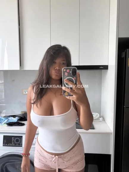 Namphueng991... / honey__kanyarat Exclusive Leaked Nude OnlyFans #13031264