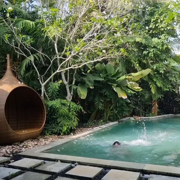 Nancy_dream Bikini Pool Tease OnlyFans Video Leaked