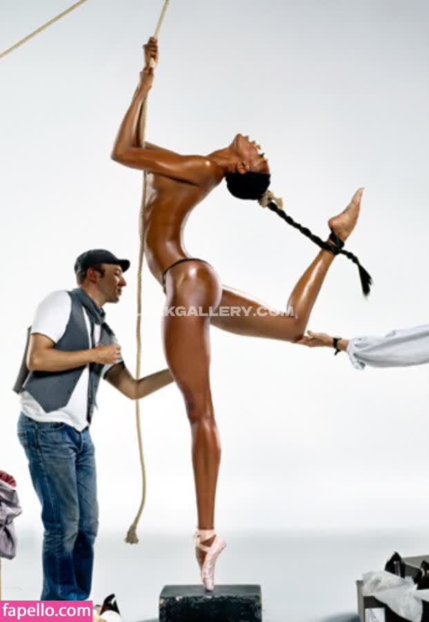 Naomi_campbell Exclusive Leaked Nude OnlyFans #13485197