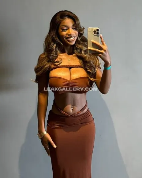 Natarshabarbie Brown Bodysuit Tease OnlyFans Photo Leaked