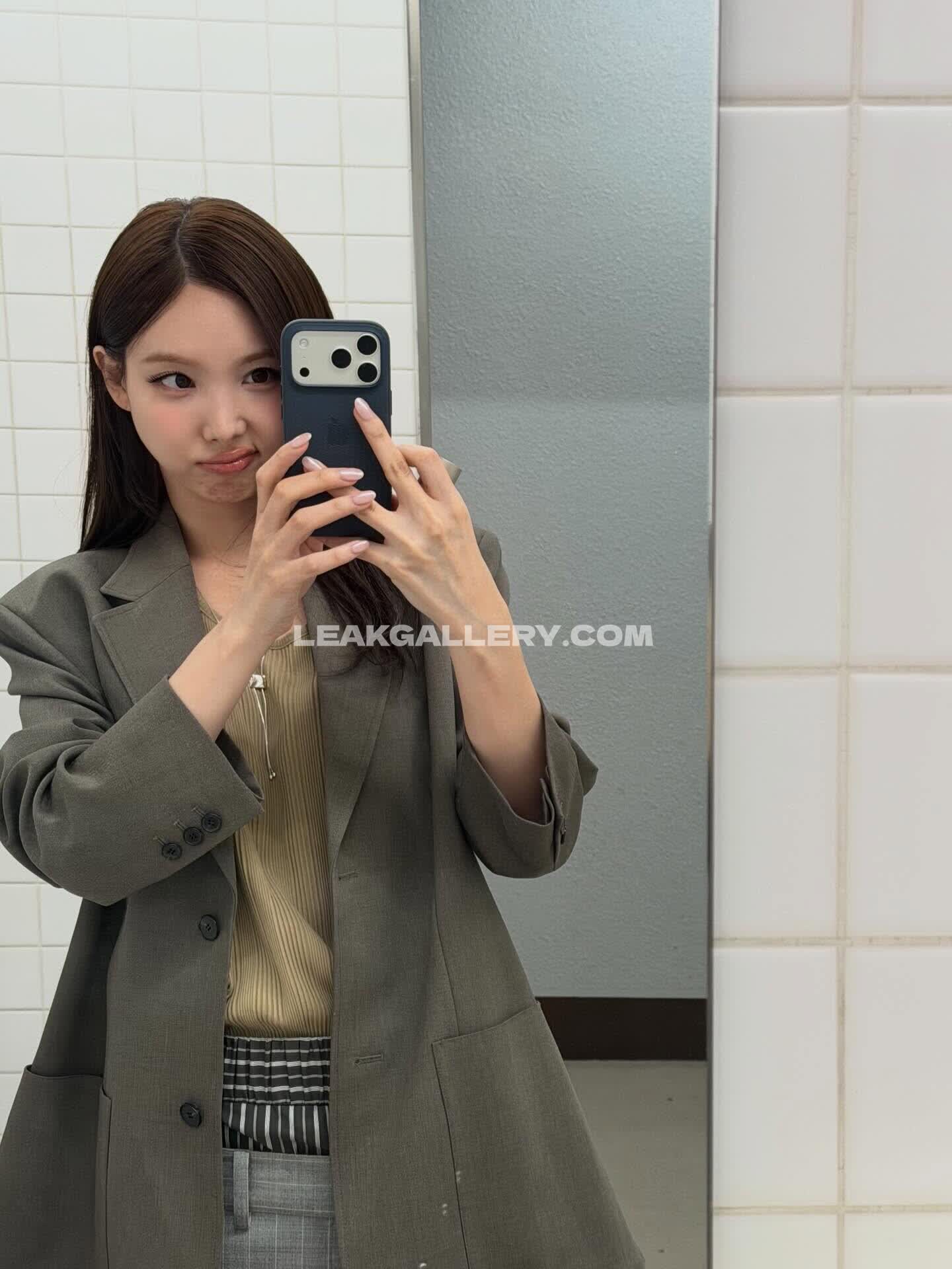 Nayeonyny Exclusive Leaked Nude OnlyFans #12374331