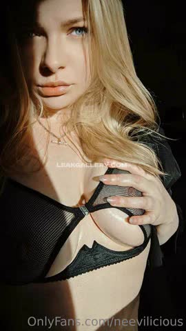 Neevilicious Exclusive Leaked Nude OnlyFans #14248879