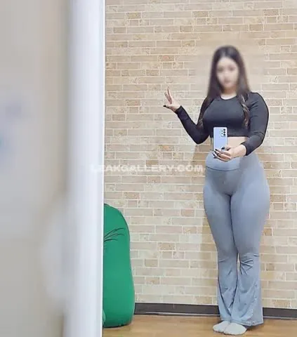 nene_booty