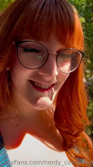 Nerdy_cinnamon Floral Bikini Top Tease OnlyFans Video Leaked
