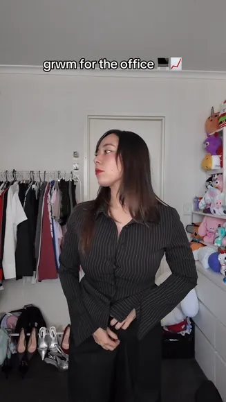 Ness Alpaca Deep V Neck Reveal OnlyFans Video Leaked