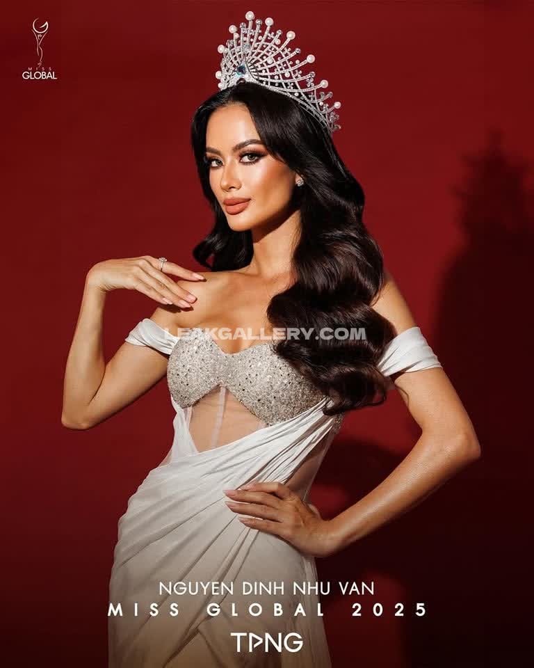 Nguyendinhnhuvan / nhu_van_nguyen_dinh Exclusive Leaked Nude OnlyFans #13395231