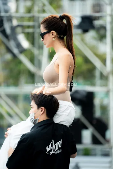 Nguyendinhnhuvan / nhu_van_nguyen_dinh Exclusive Leaked Nude OnlyFans #13395224