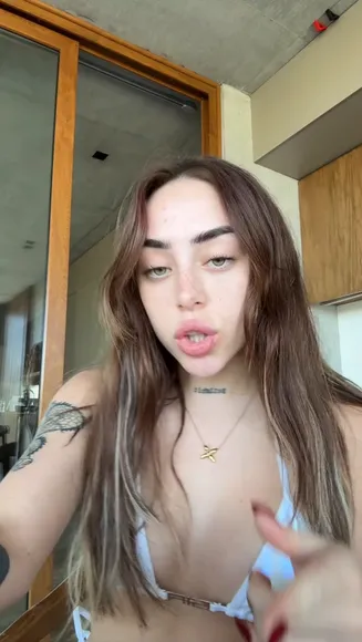 Nicki.nicole White Bikini Top Tease OnlyFans Video Leaked