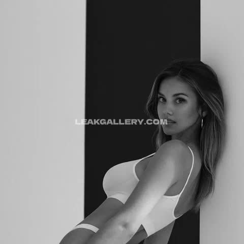 Nicolacavanis Exclusive Leaked Nude OnlyFans #14449115