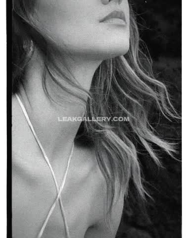 Nicolacavanis Exclusive Leaked Nude OnlyFans #14739078