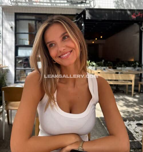Nicolacavanis Exclusive Leaked Nude OnlyFans #14631359