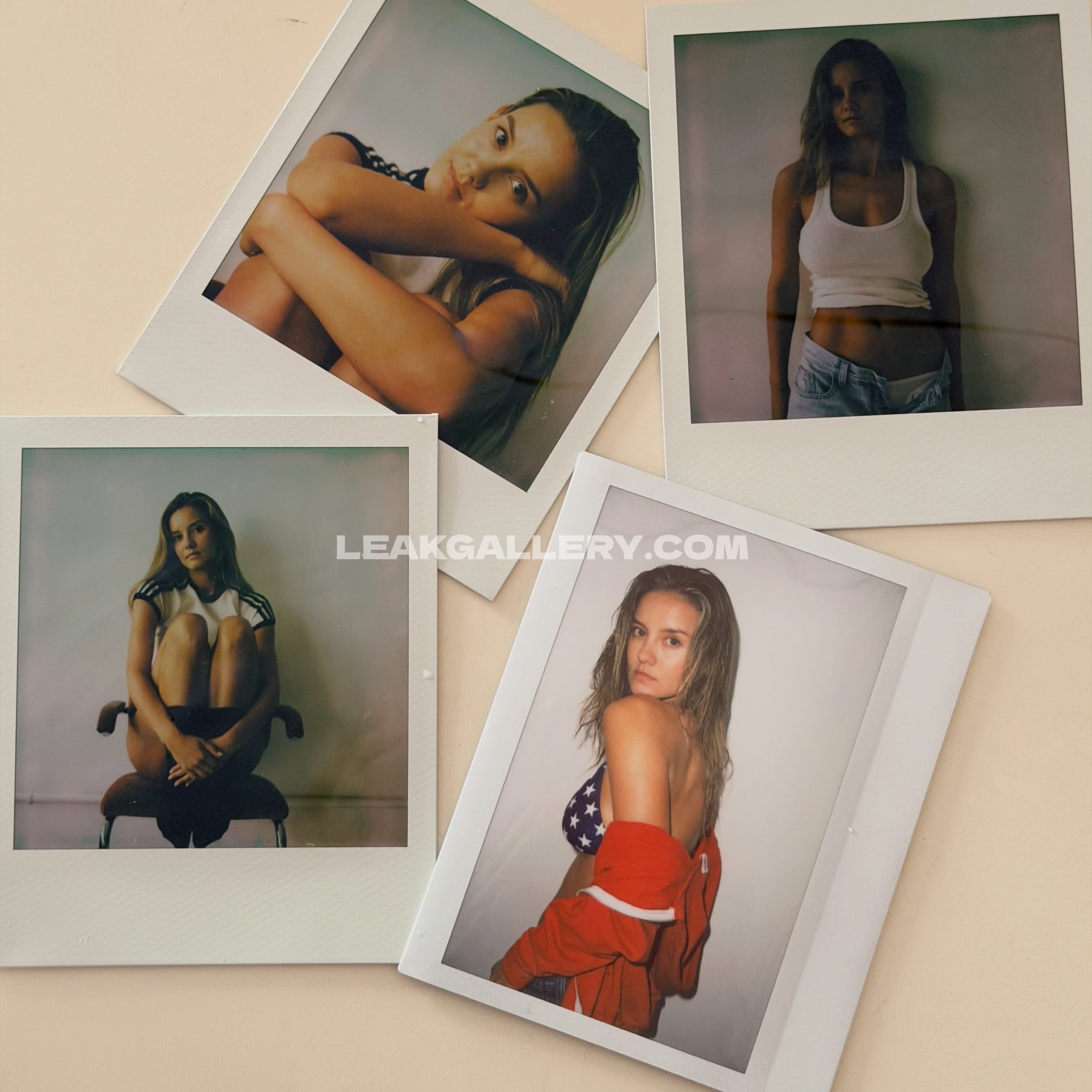 Nicolacavanis Exclusive Leaked Nude OnlyFans #12968646