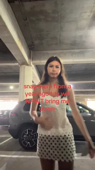 Nicole.suhh Polka Dot Skirt Tease OnlyFans Video Leaked