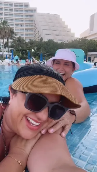 Ninahazem Bikini Pool Selfie OnlyFans Video Leaked