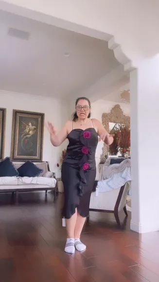 Ninahazem Black Satin Dress Tease OnlyFans Video Leaked