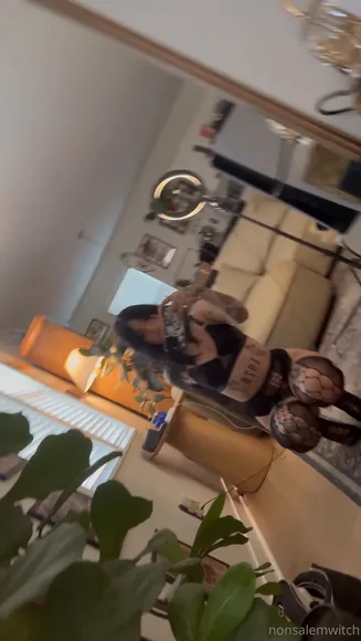 Nonsalemwitch Fishnet Stockings Tease OnlyFans Video Leaked