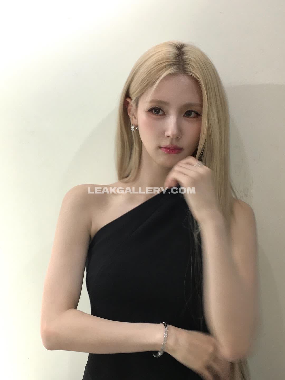 Noodle.zip Exclusive Leaked Nude OnlyFans #12637151