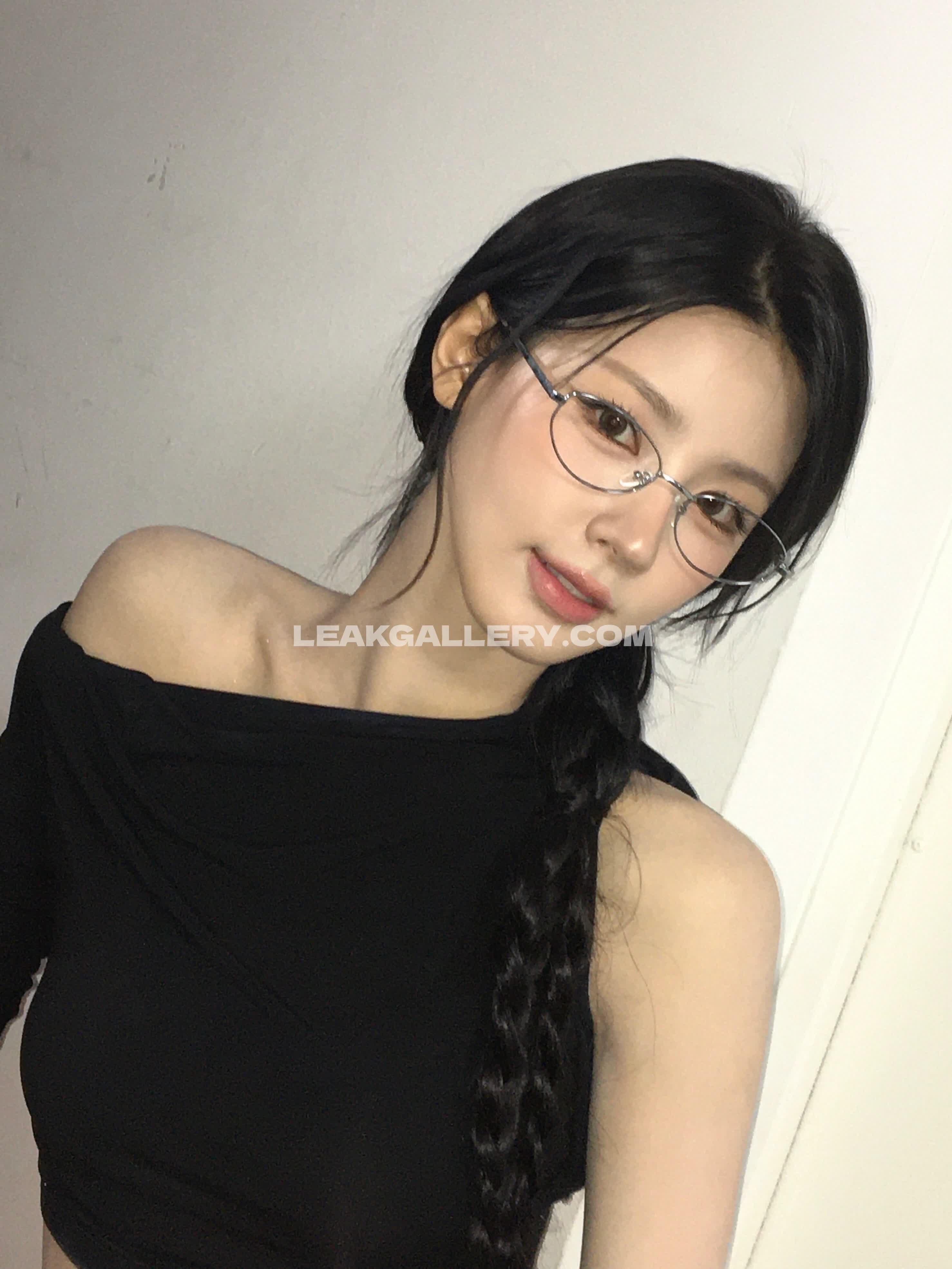 Noodle.zip Exclusive Leaked Nude OnlyFans #13290002