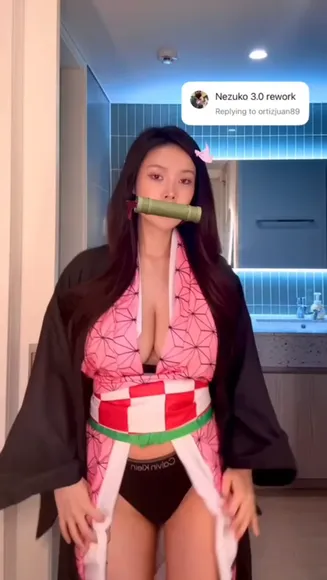 Norajoying Pink Kimono Tease OnlyFans Video Leaked