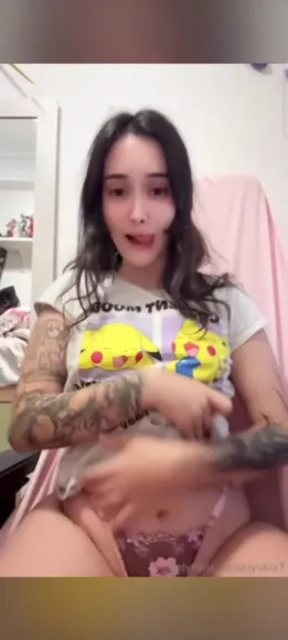 Nyukix_ Floral Lingerie Tease OnlyFans Video Leaked