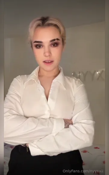 Nyyxxii White Shirt Tease OnlyFans Video Leaked