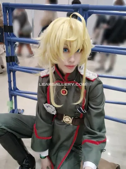 O_farmeee Military Uniform Pose OnlyFans Photo Leaked
