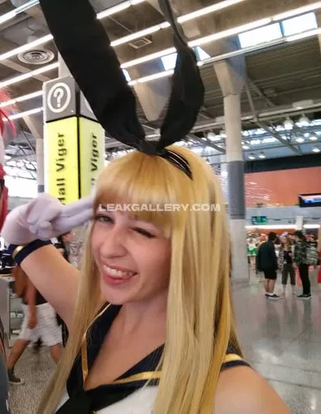 Ocrystaahhl Bunny Ears Cosplay Pose OnlyFans Photo Leaked
