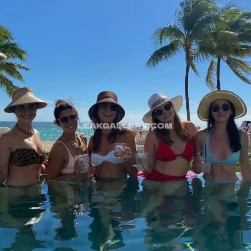 Odette_annable / Odette_yustman Exclusive Leaked Nude OnlyFans #15419074