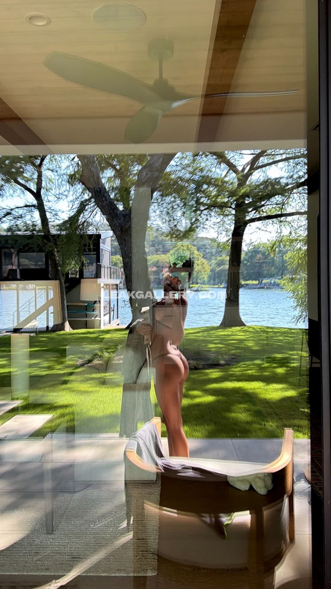 Officialannalouise Exclusive Leaked Nude OnlyFans #12656044