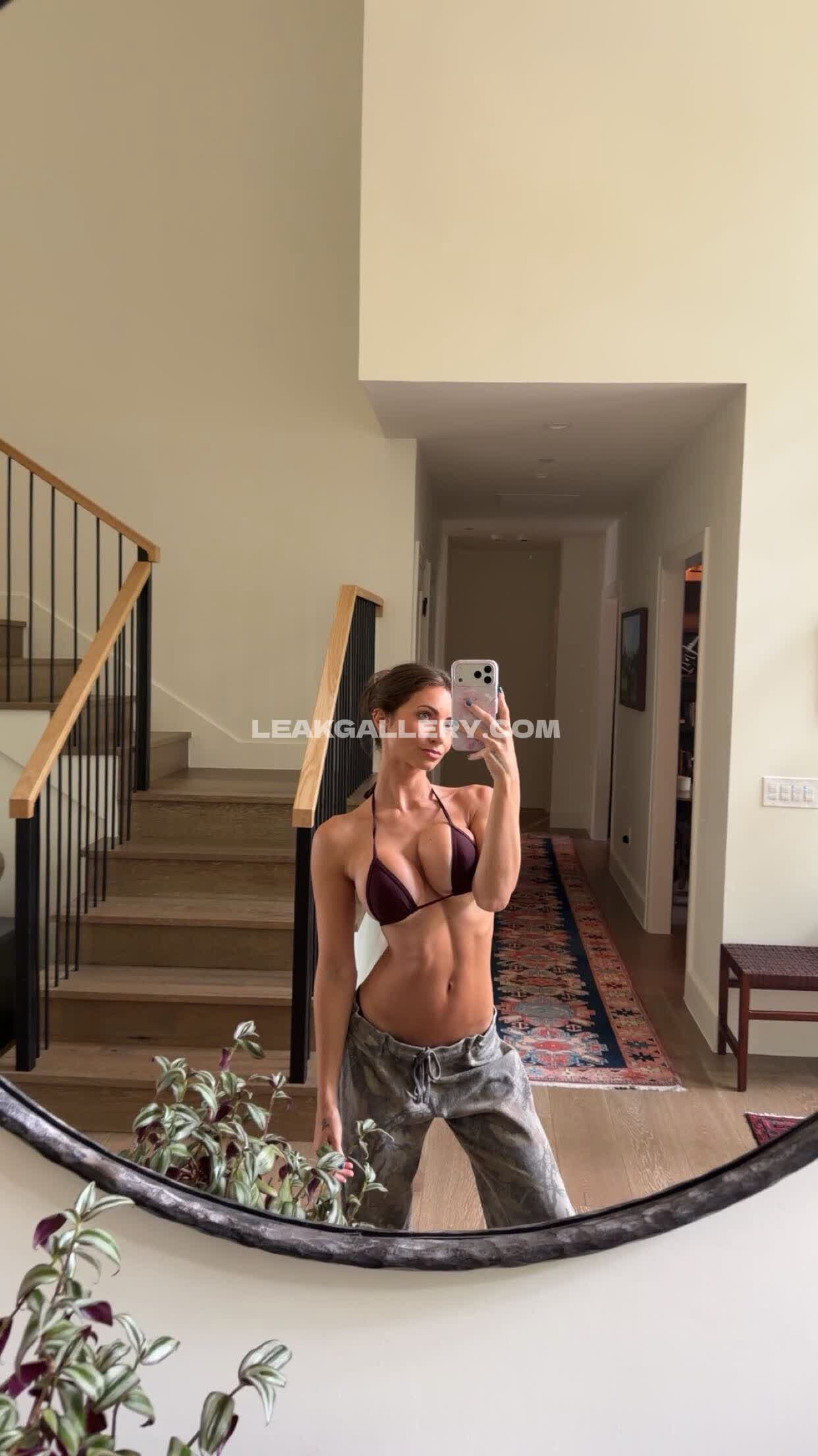 Officialannalouise Exclusive Leaked Nude OnlyFans #12656045