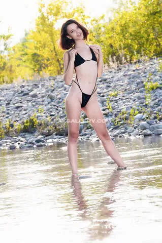 Ohanapetite Black Thong Bikini Pose OnlyFans Photo Leaked