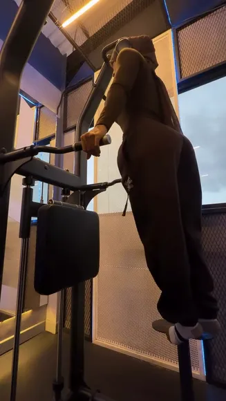 Oklin Fia Sweatpants Ass Workout OnlyFans Video Leaked