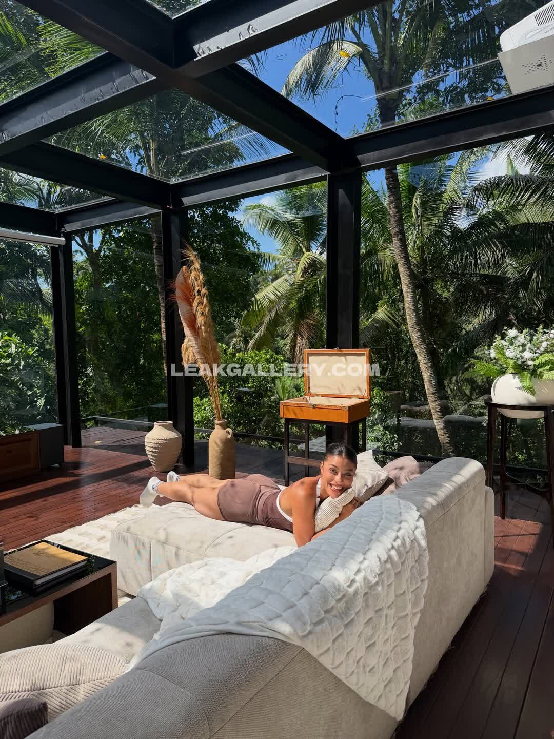 Okyyloiviaa Exclusive Leaked Nude OnlyFans #12508838
