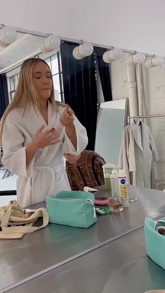 oliviaponton